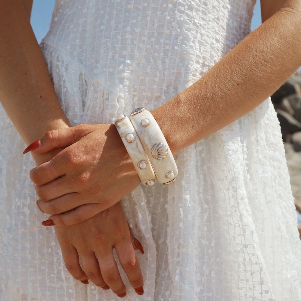 Boho Shell Bangle Q144 - Picture 1 of 7